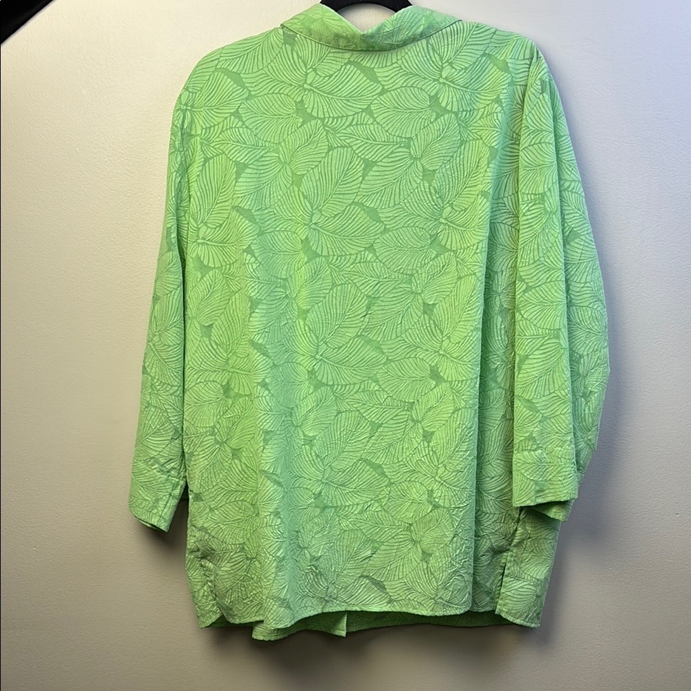 Alfred Dunner Green Leaf Pattern Button-Up Shirt … - image 2
